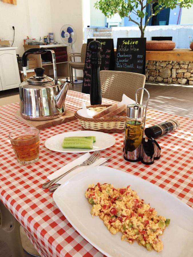 Guest House Solive Himare Exterior photo