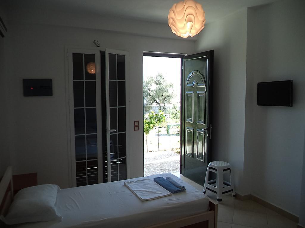 Guest House Solive Himare Exterior photo